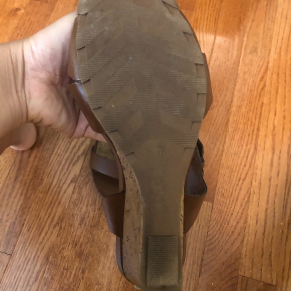 Brown Wedges - Picture 5 of 7